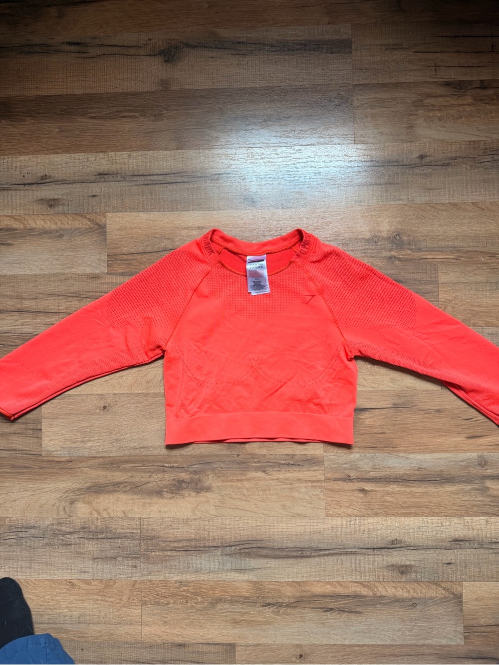Gymshark 3/4 length sleeves crop top
